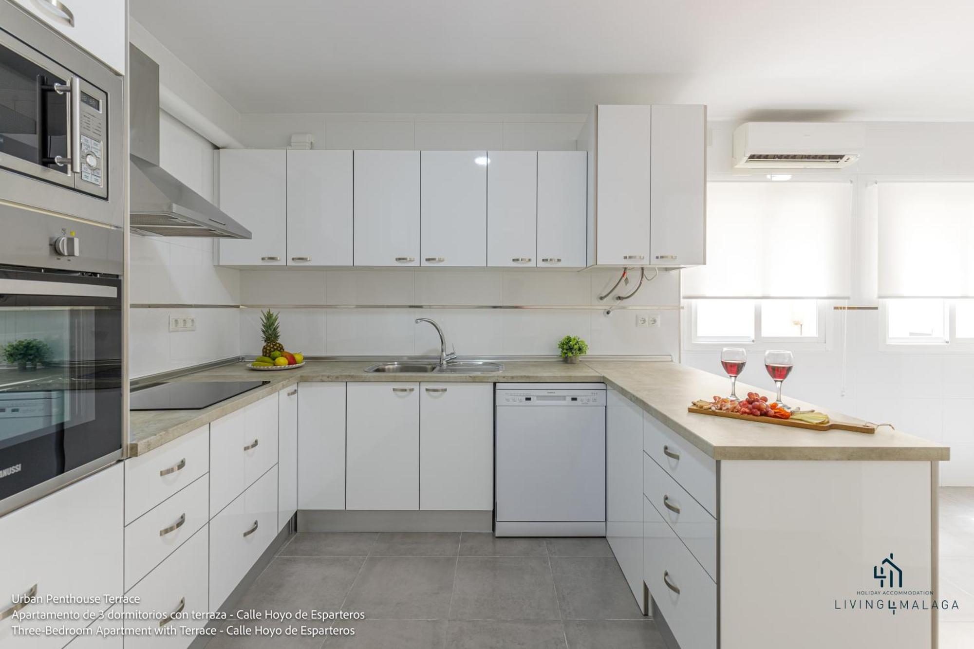 Living4Malaga Urban Apartments Ngoại thất bức ảnh